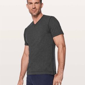 Lululemon Men’s 5 Year Basic V-Neck T-Shirt Heathered Black
